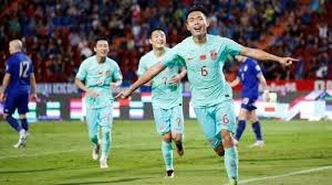 英超球员奇迹时刻107分钟赢得11座奖杯